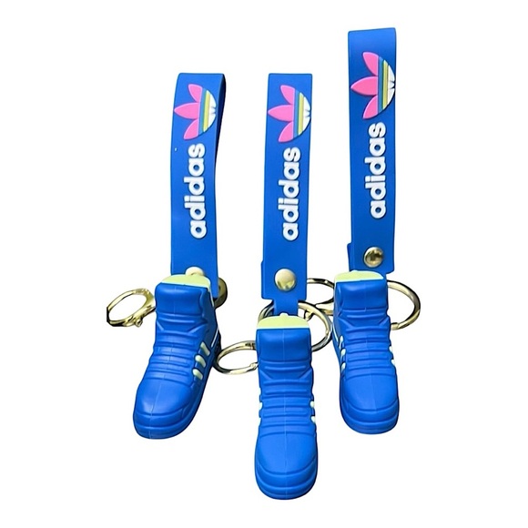 🆕 Adidas Blue and White Shoe Keychain - Picture 1 of 10